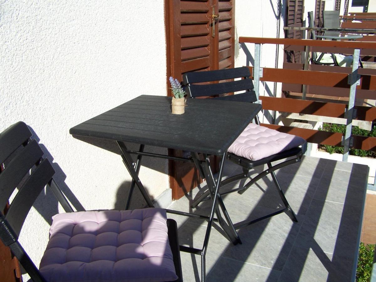Apartments By The Sea Novalja, Pag - 18154 Exterior foto